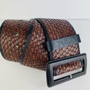 Banana Republic leather braided wide belt size small